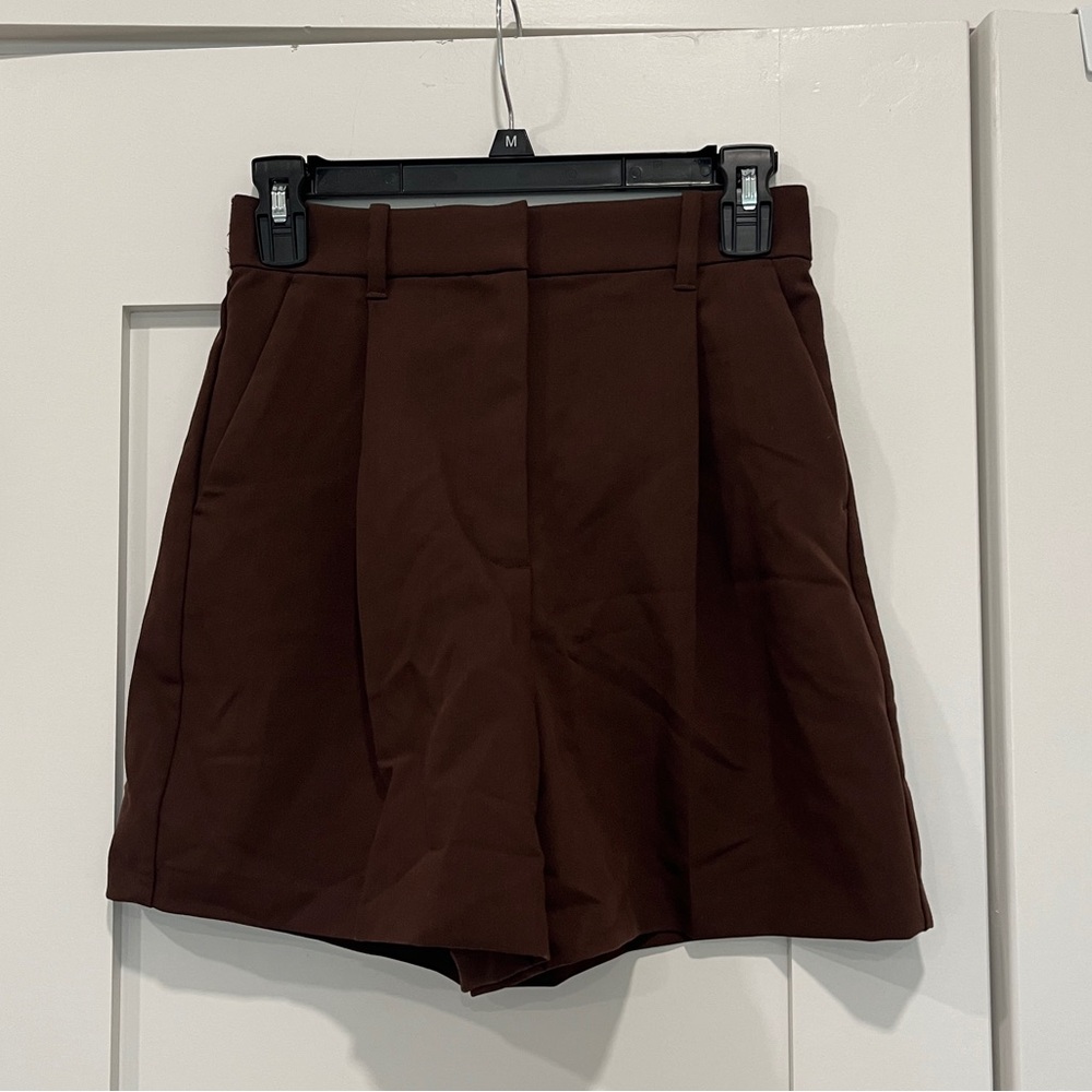 Brown tailored shorts